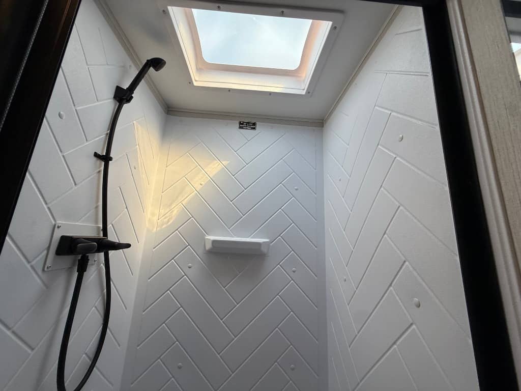 2026 Winnebago 2026 Winnebago Access - thumbnail 13