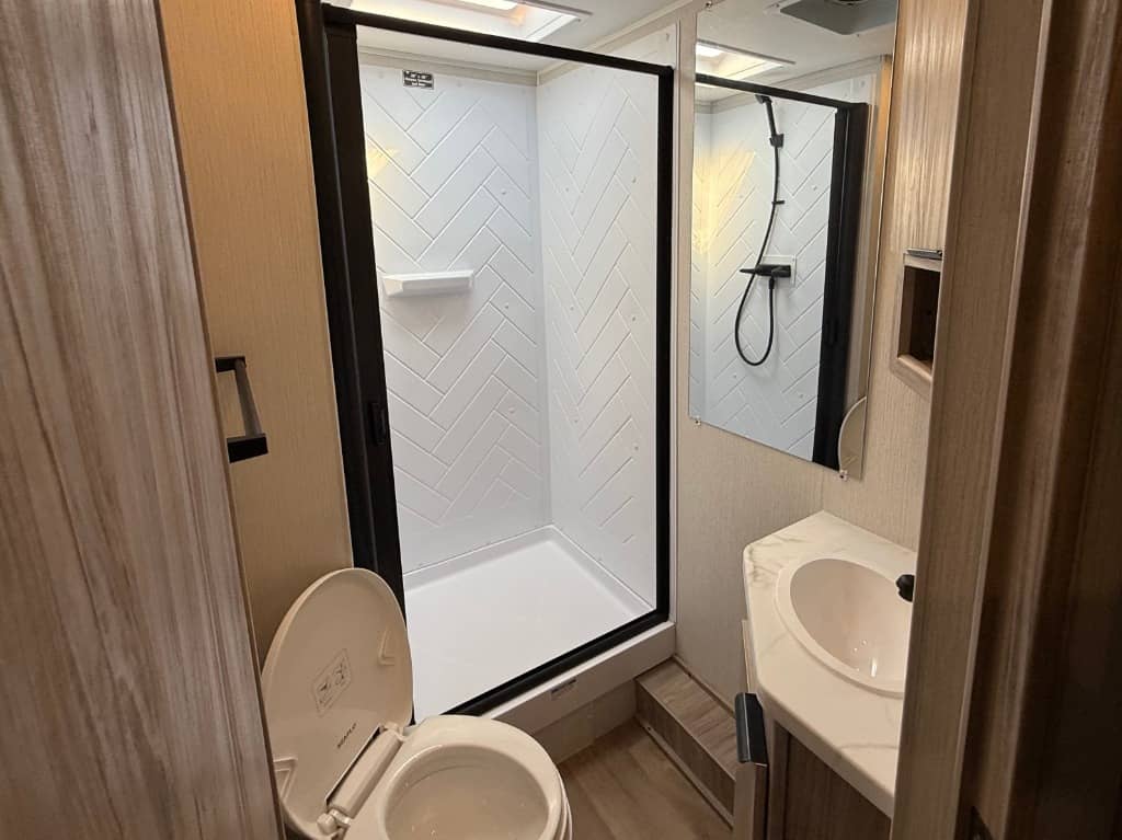 2026 Winnebago 2026 Winnebago Access - thumbnail 14