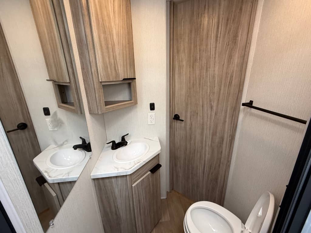 2026 Winnebago 2026 Winnebago Access - thumbnail 22