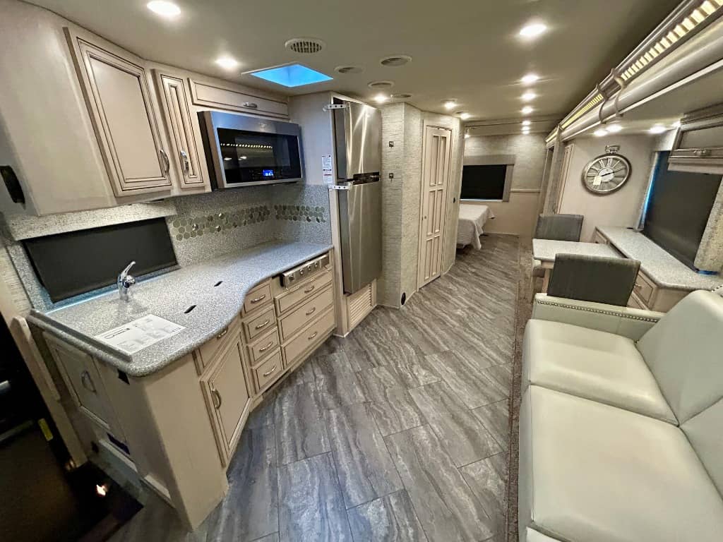 2020 Newmar 2020 Newmar Bay Star Sport - thumbnail 4