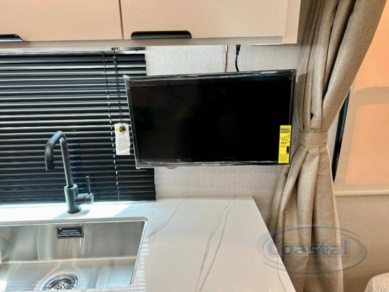 2026 Winnebago 2026 Winnebago Micro Minnie - thumbnail 16