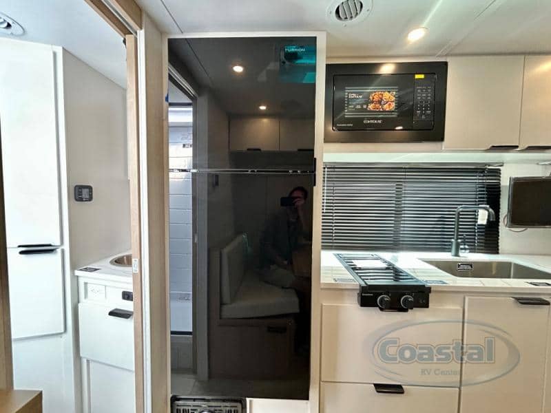 2026 Winnebago 2026 Winnebago Micro Minnie - thumbnail 17