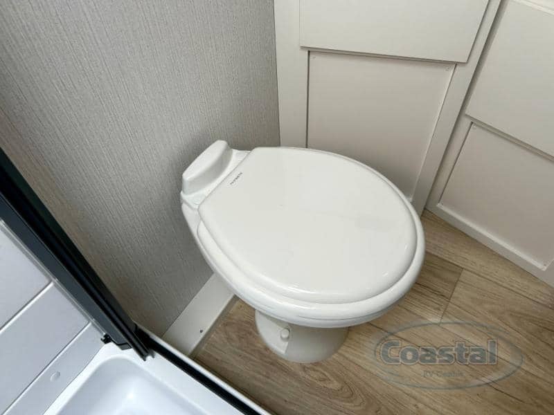 2026 Winnebago 2026 Winnebago Micro Minnie - thumbnail 26