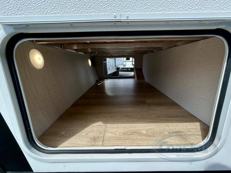 2026 Winnebago 2026 Winnebago Micro Minnie - thumbnail 28