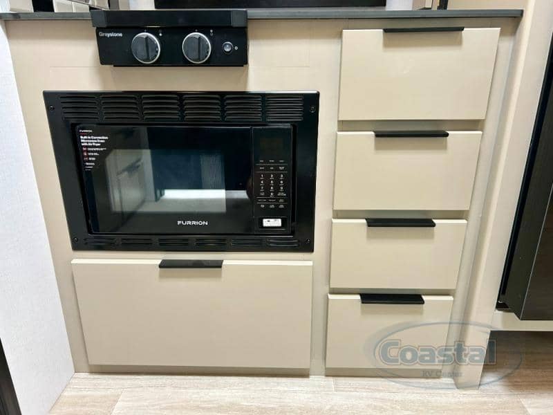 2026 Keystone RV 2026 Keystone RV Walkabout - thumbnail 14