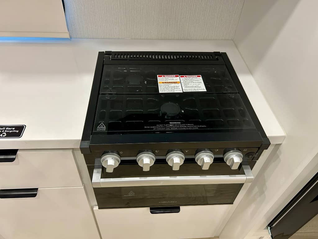 2026 Winnebago 2026 Winnebago Thrive - thumbnail 19