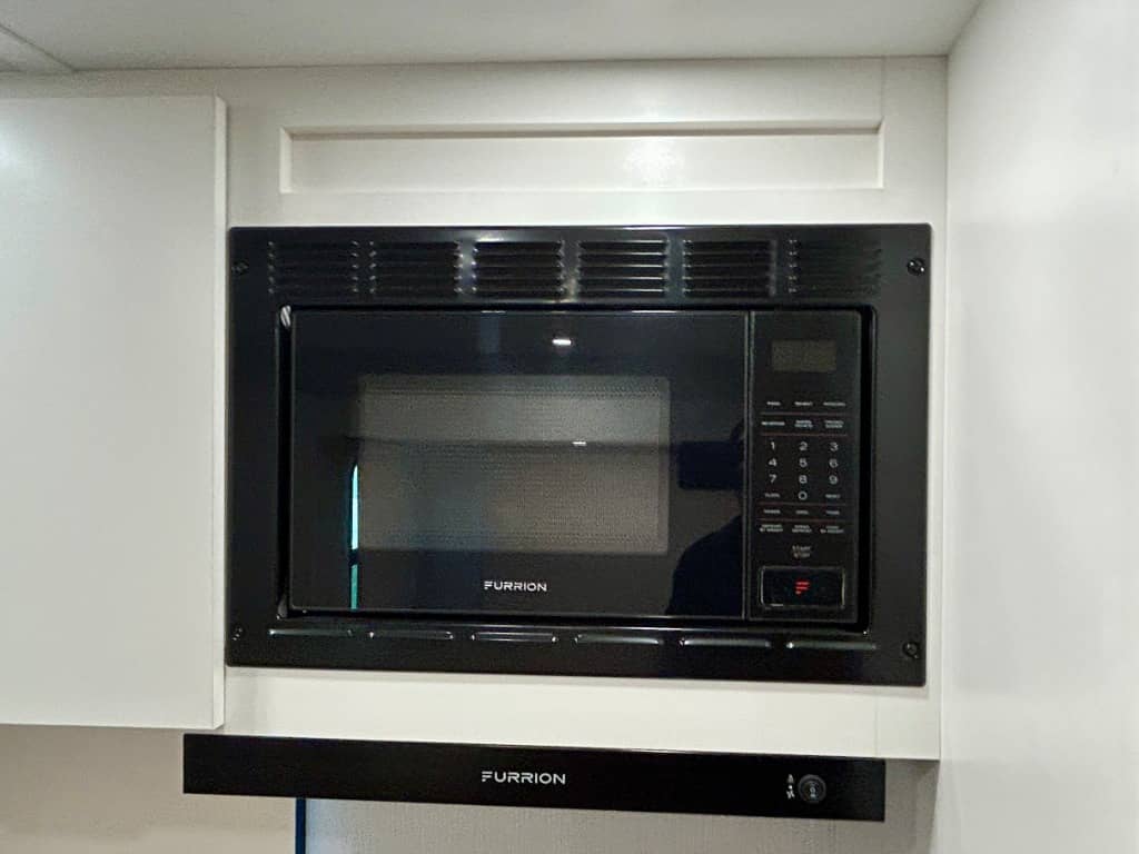 2026 Winnebago 2026 Winnebago Thrive - thumbnail 22