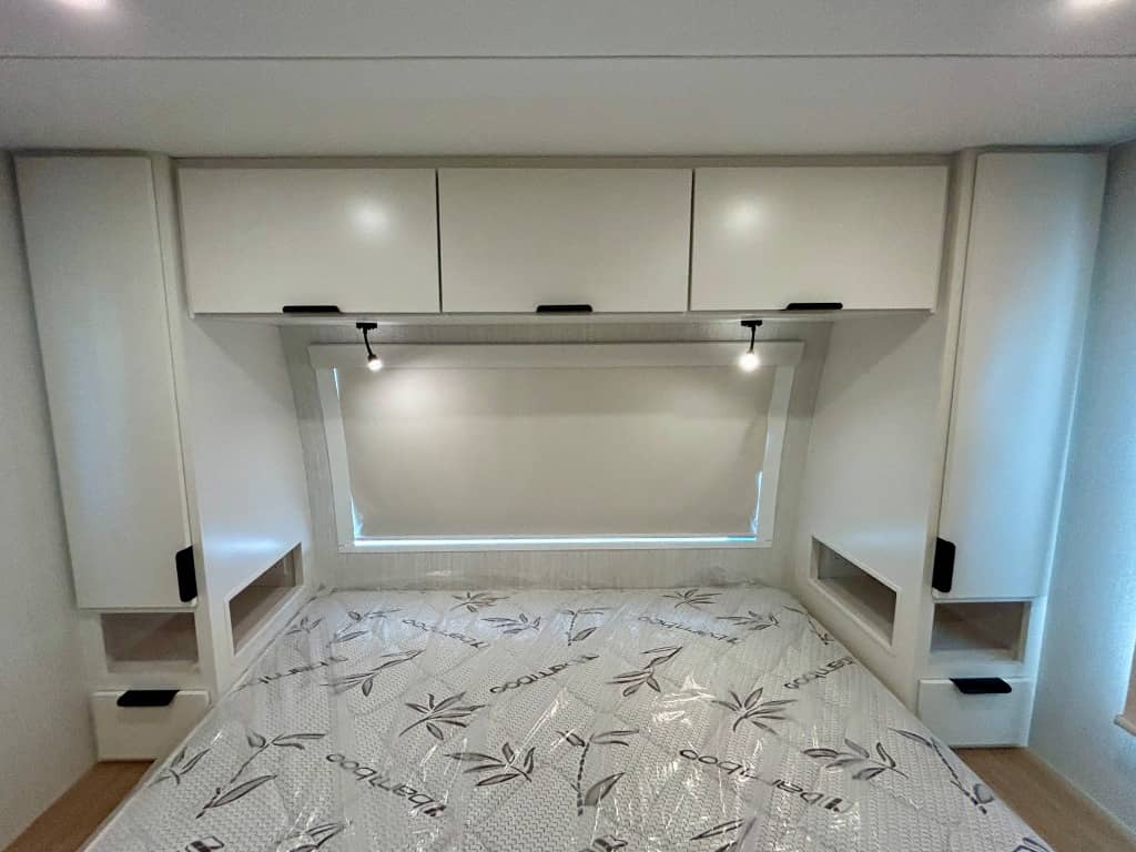 2026 Winnebago 2026 Winnebago Thrive - thumbnail 31