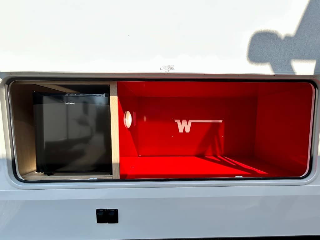 2026 Winnebago 2026 Winnebago Thrive - thumbnail 39