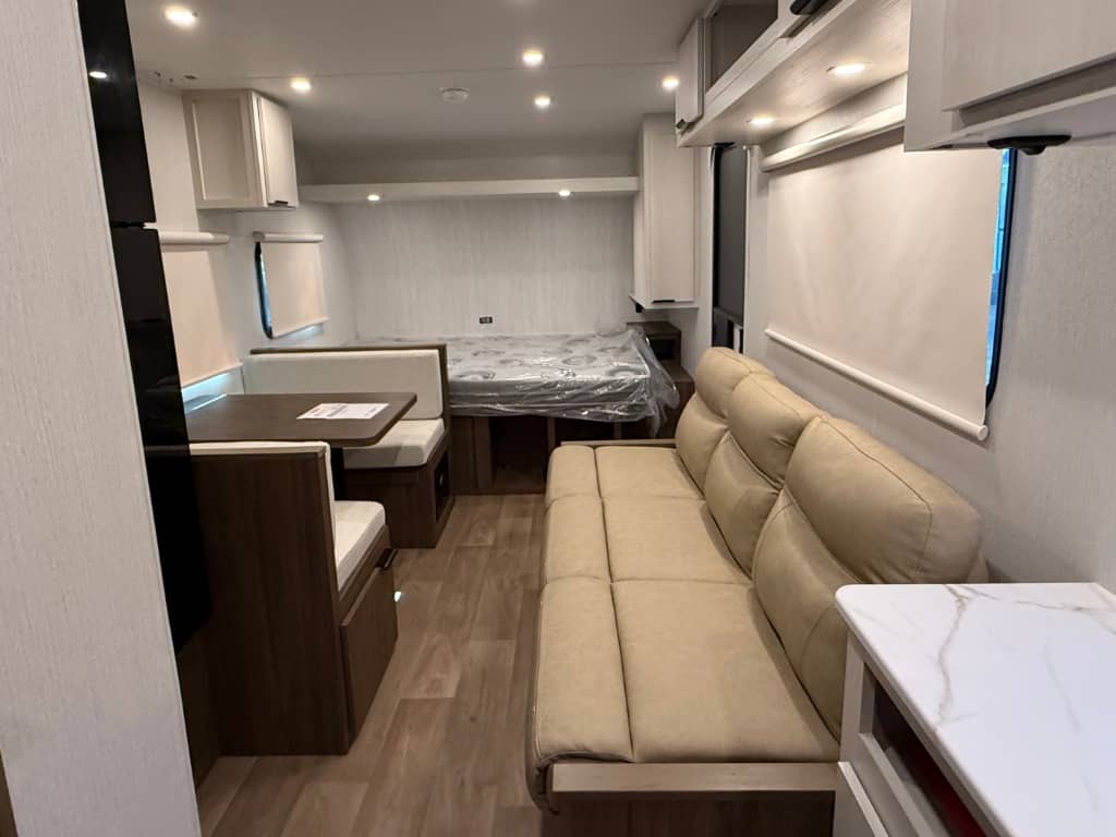 2026 Winnebago 2026 Winnebago Access - thumbnail 5