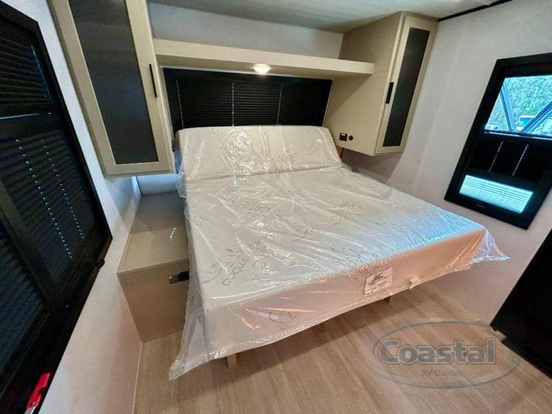 2026 Keystone RV 2026 Keystone RV Walkabout - thumbnail 24