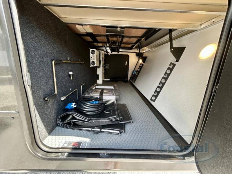 2026 Keystone RV 2026 Keystone RV Walkabout - thumbnail 26