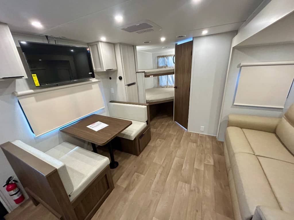 2026 Winnebago 2026 Winnebago Access - thumbnail 6