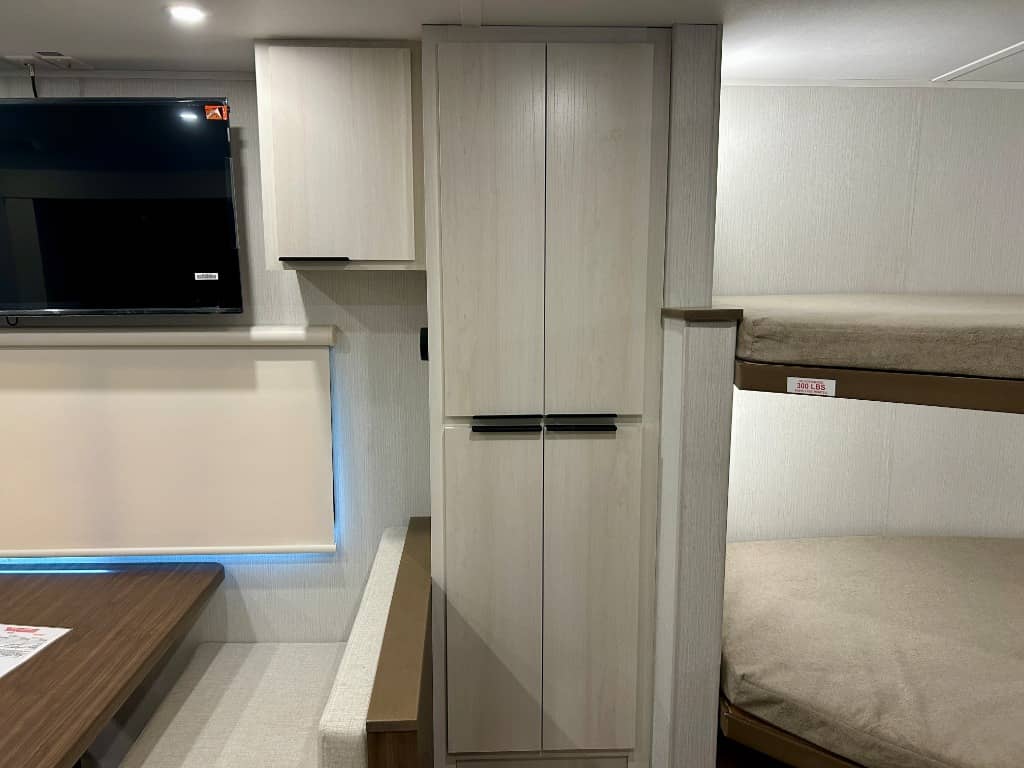 2026 Winnebago 2026 Winnebago Access - thumbnail 10