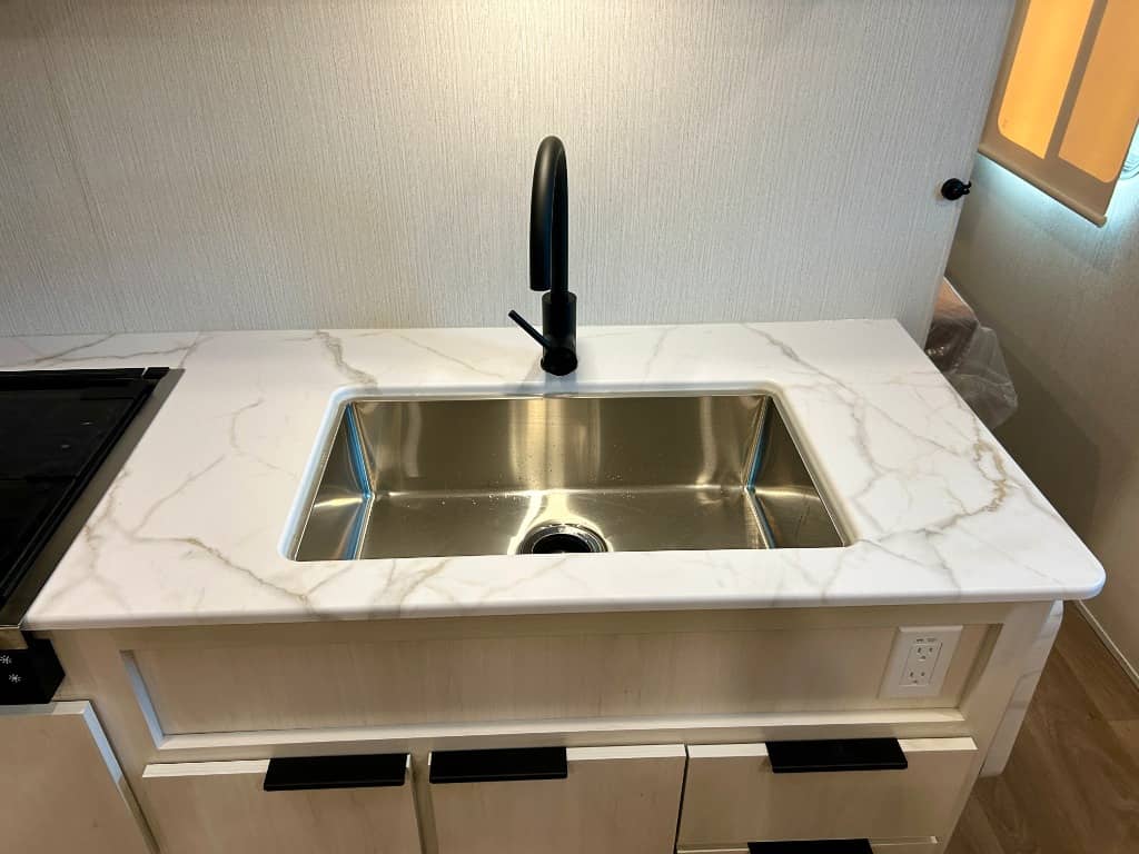 2026 Winnebago 2026 Winnebago Access - thumbnail 15