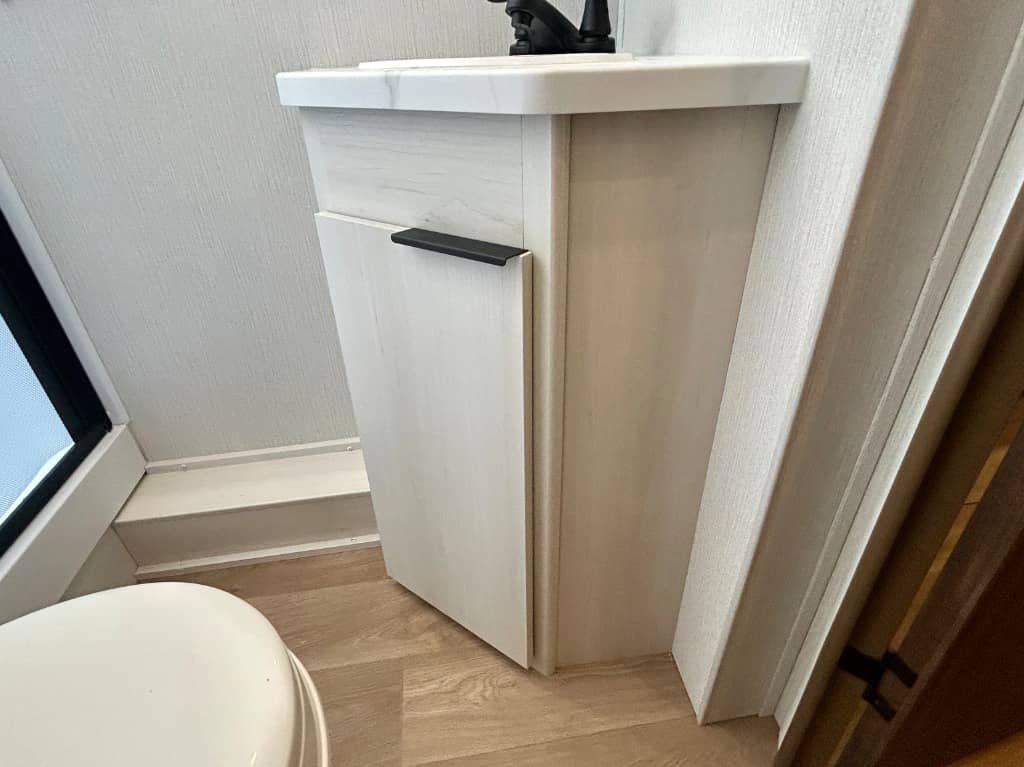 2026 Winnebago 2026 Winnebago Access - thumbnail 27