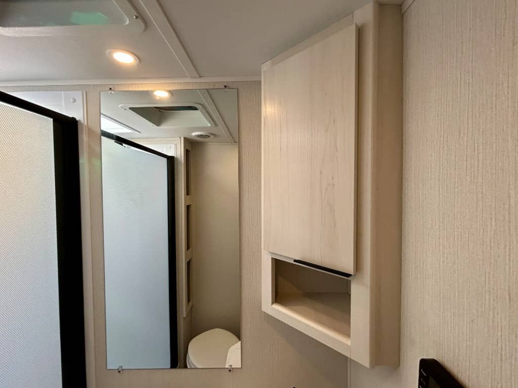 2026 Winnebago 2026 Winnebago Access - thumbnail 29