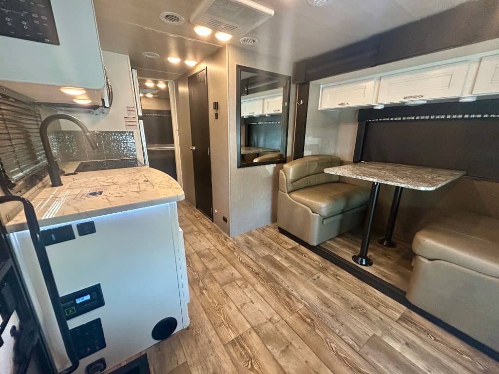 2023 Nexus RV 2023 Nexus RV Viper - thumbnail 3