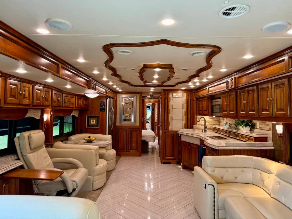 2014 Tiffin 2014 Tiffin Allegro Bus - thumbnail 6