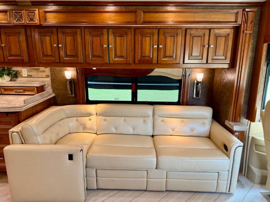 2014 Tiffin 2014 Tiffin Allegro Bus - thumbnail 8