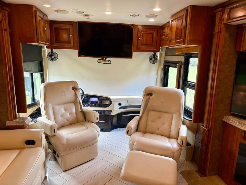 2014 Tiffin 2014 Tiffin Allegro Bus - thumbnail 32