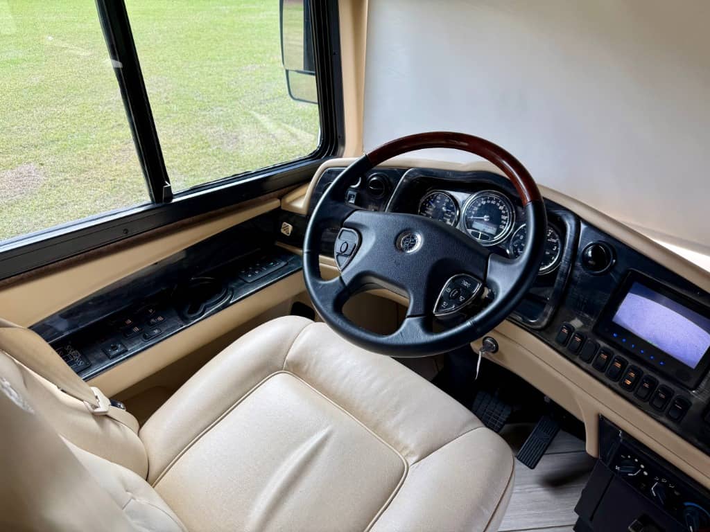 2014 Tiffin 2014 Tiffin Allegro Bus - thumbnail 33