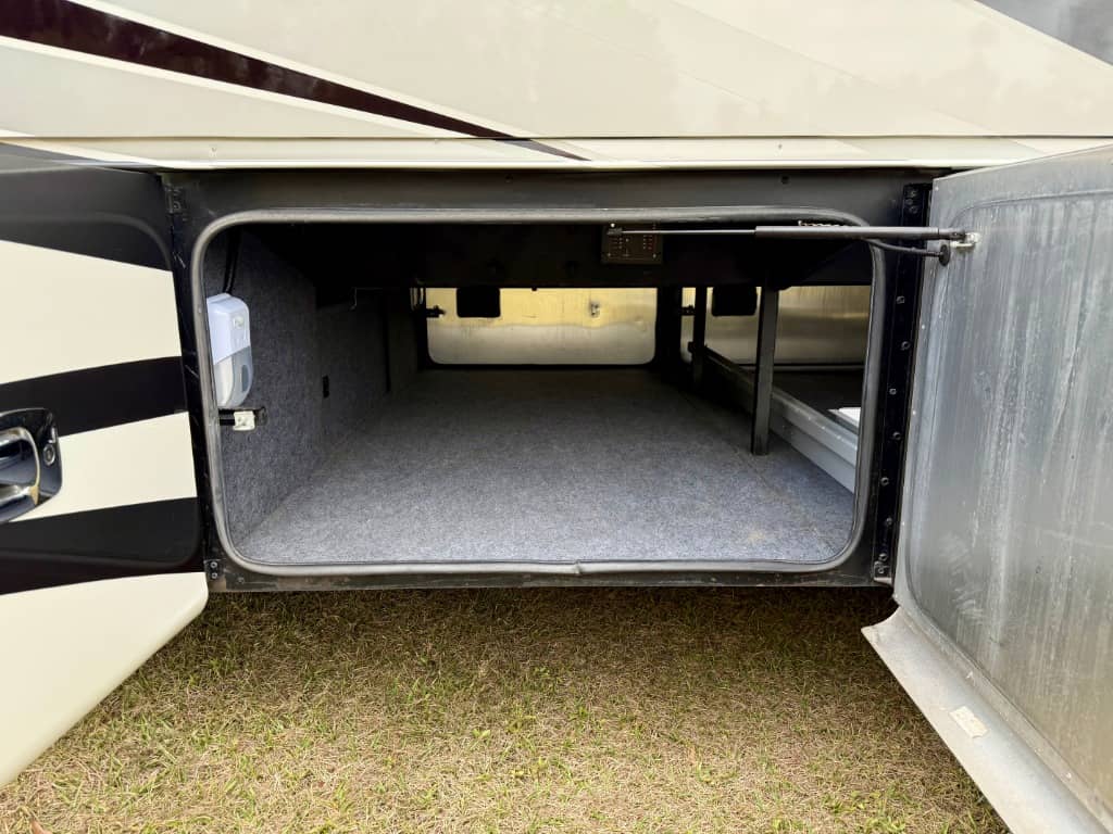 2014 Tiffin 2014 Tiffin Allegro Bus - thumbnail 50