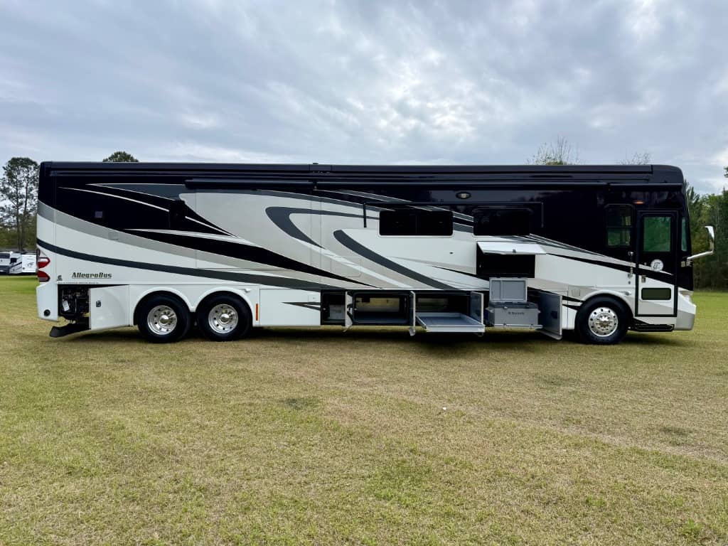 2014 Tiffin 2014 Tiffin Allegro Bus - thumbnail 59