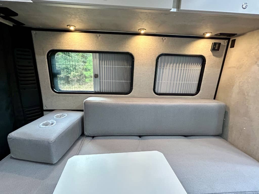 2025 Roadtrek 2025 Roadtrek Play - thumbnail 13