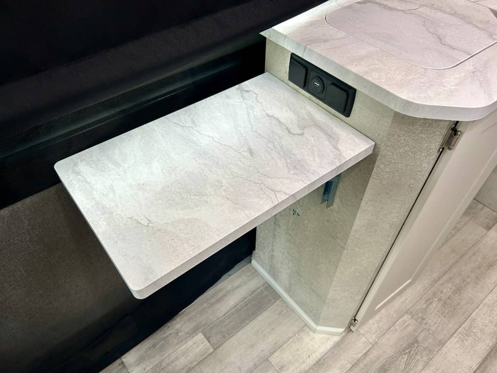 2025 Roadtrek 2025 Roadtrek Play - thumbnail 21