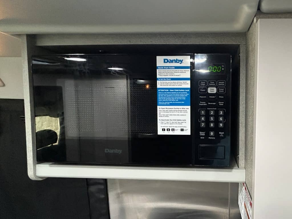 2025 Roadtrek 2025 Roadtrek Play - thumbnail 22