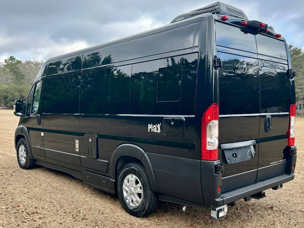 2025 Roadtrek 2025 Roadtrek Play - thumbnail 40