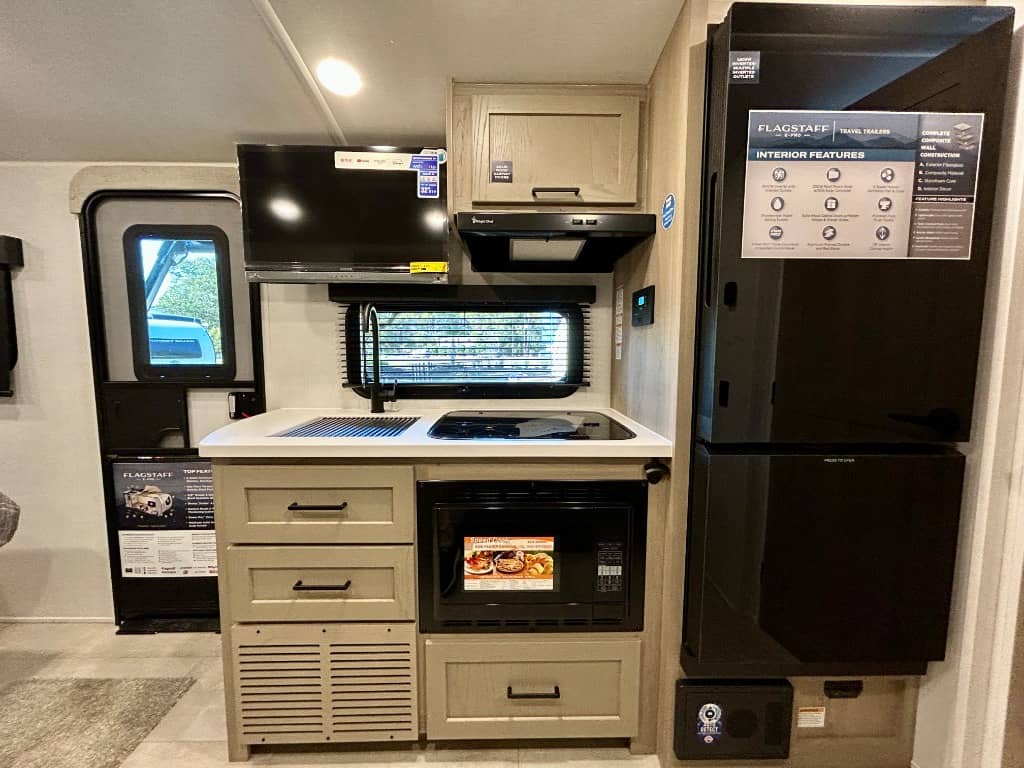 2026 Forest River 2026 Forest River Flagstaff E-Pro - thumbnail 10