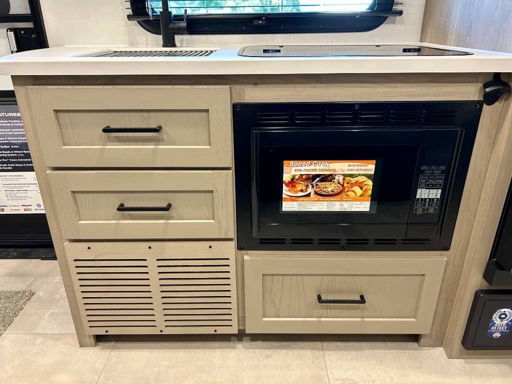 2026 Forest River 2026 Forest River Flagstaff E-Pro - thumbnail 11