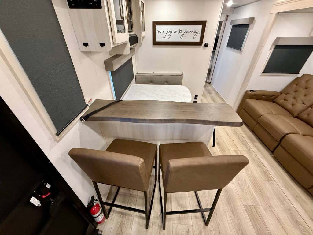 2026 Forest River 2026 Forest River Grand Surveyor - thumbnail 20