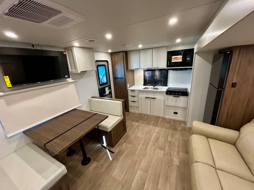 2026 Winnebago 2026 Winnebago Access - thumbnail 6