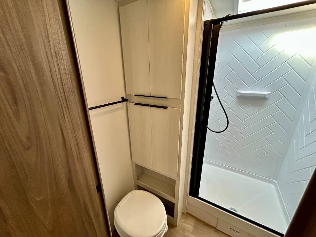 2026 Winnebago 2026 Winnebago Access - thumbnail 28