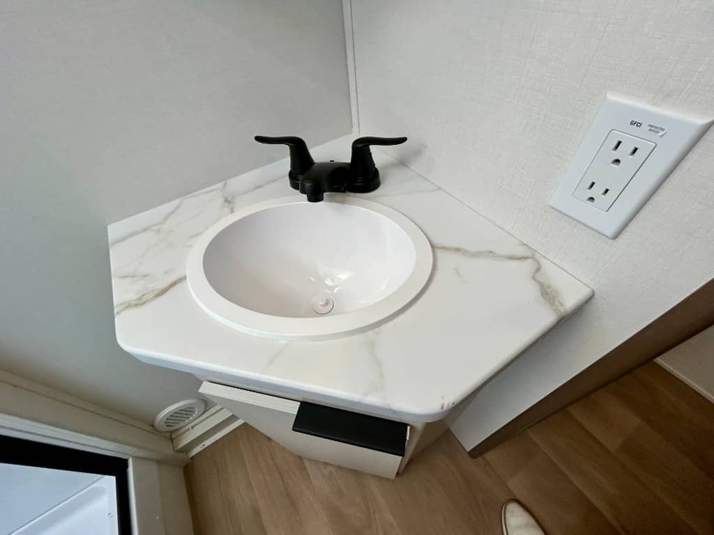 2026 Winnebago 2026 Winnebago Access - thumbnail 30