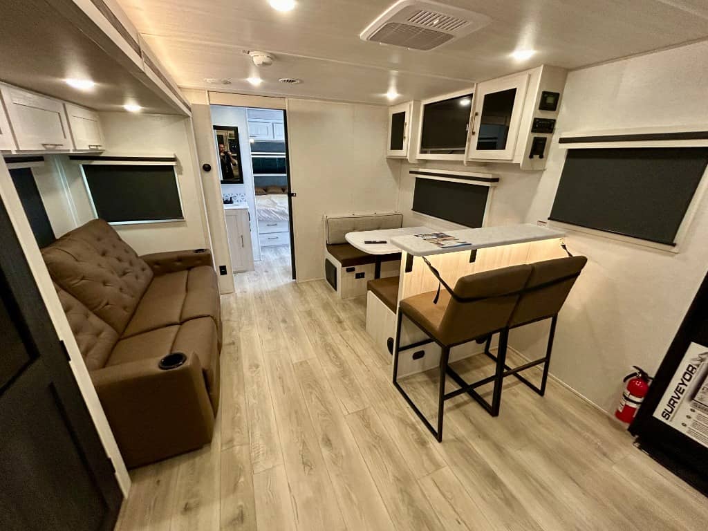 2025 Forest River 2025 Forest River Surveyor Legend - thumbnail 4