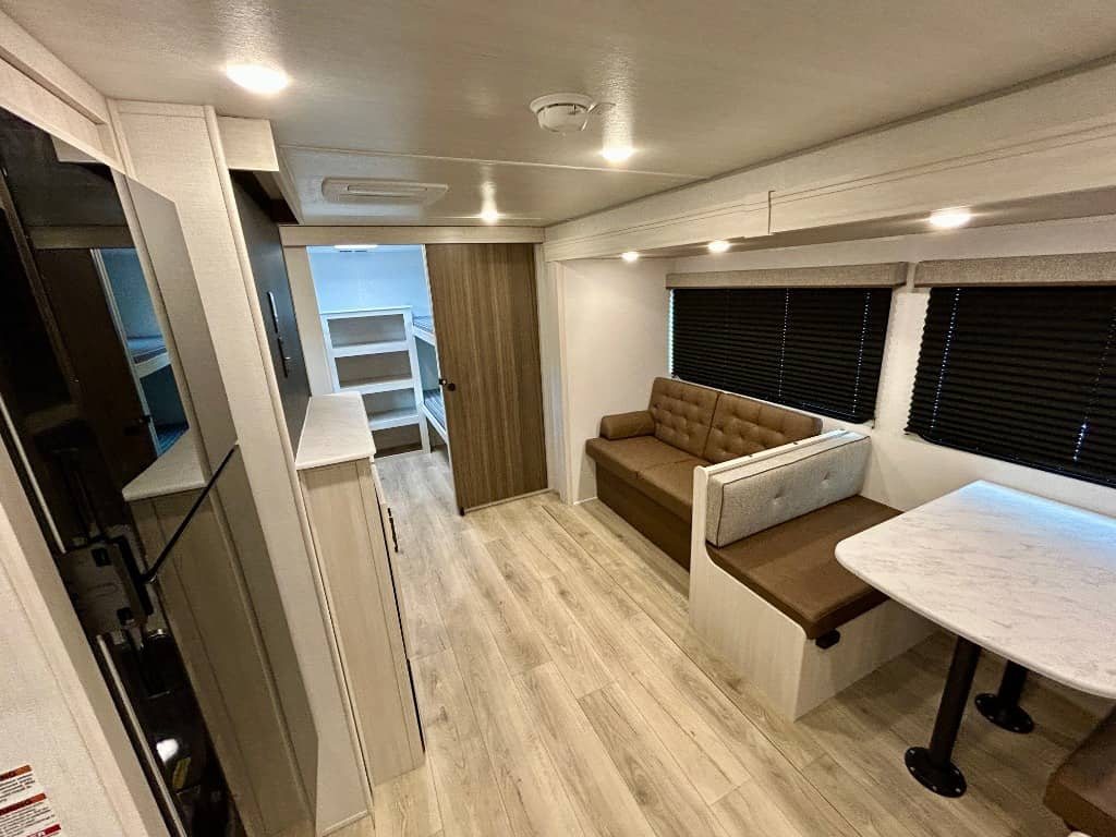 2026 Forest River 2026 Forest River Surveyor Camp Series - thumbnail 6