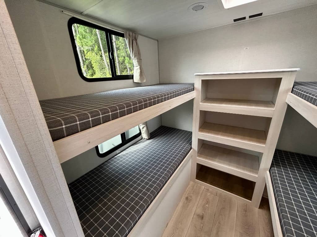 2026 Forest River 2026 Forest River Surveyor Camp Series - thumbnail 21