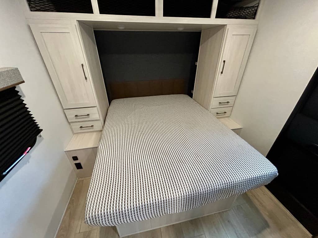 2026 Forest River 2026 Forest River Surveyor Camp Series - thumbnail 24