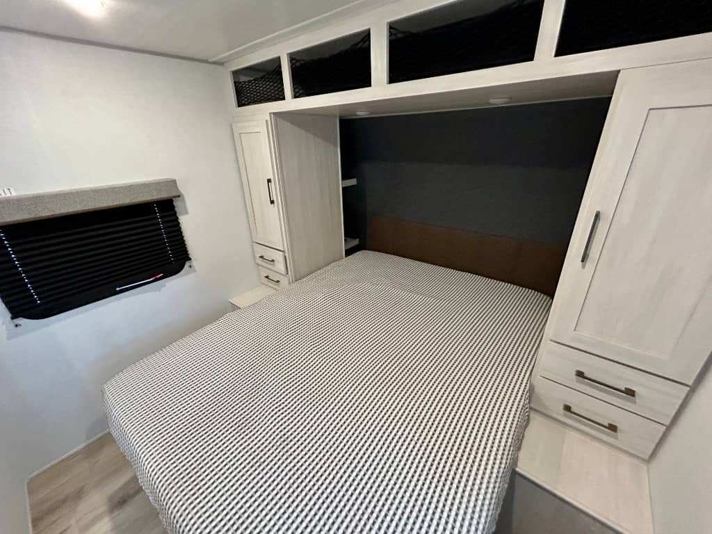 2026 Forest River 2026 Forest River Surveyor Camp Series - thumbnail 25