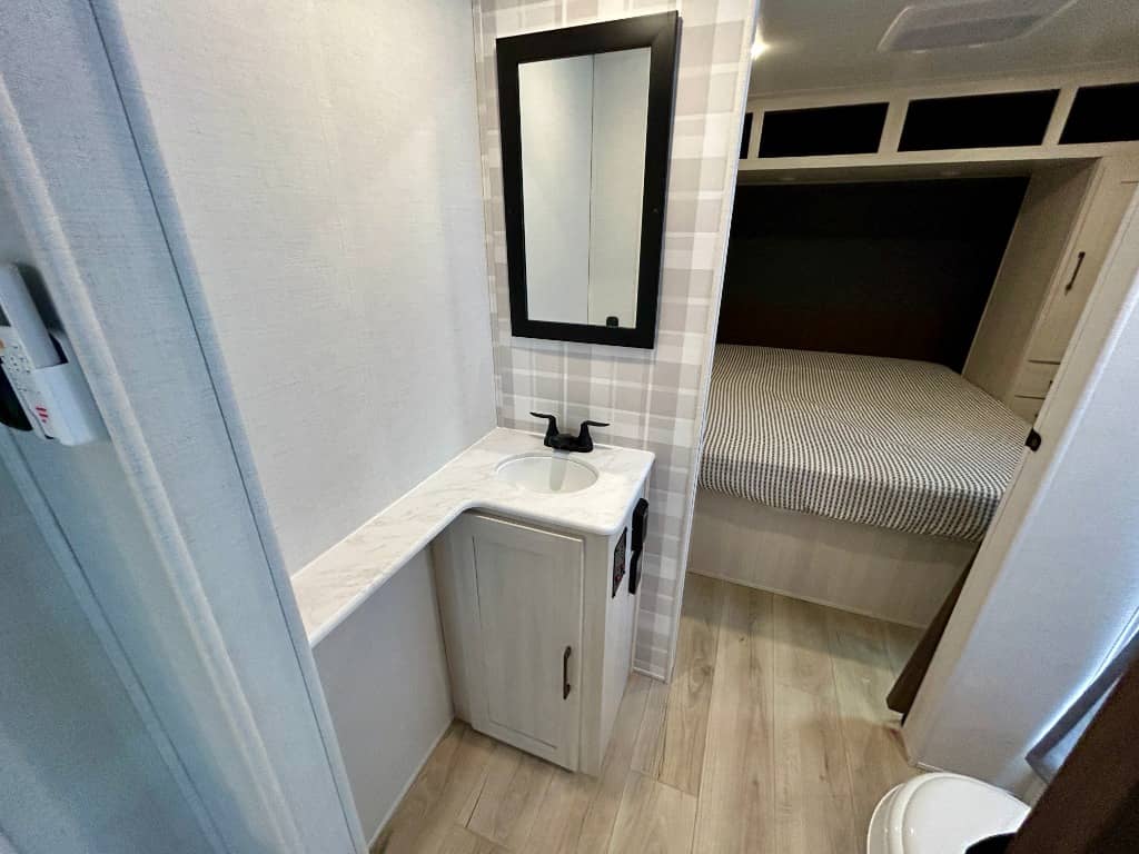 2026 Forest River 2026 Forest River Surveyor Camp Series - thumbnail 28