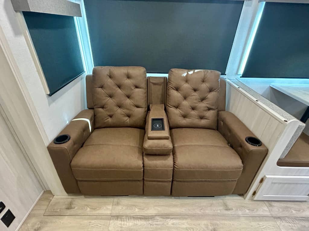 2026 Forest River 2026 Forest River Surveyor Legend - thumbnail 6