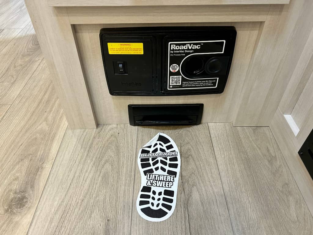 2026 Forest River 2026 Forest River Surveyor Legend - thumbnail 17