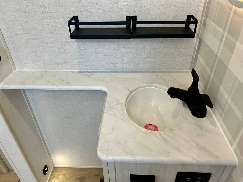 2026 Forest River 2026 Forest River Surveyor Legend - thumbnail 30