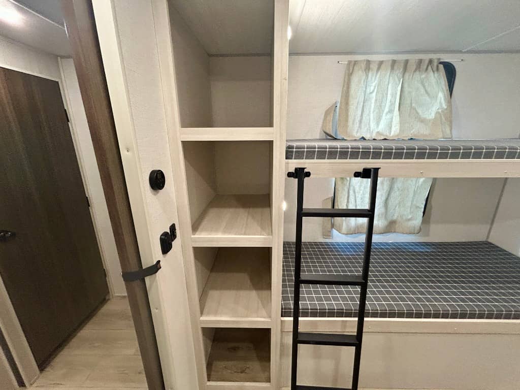 2026 Forest River 2026 Forest River Surveyor Camp Series - thumbnail 26