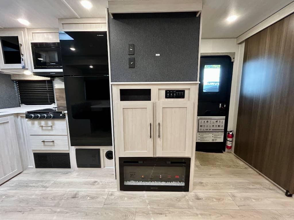 2026 Forest River 2026 Forest River Surveyor Camp Series - thumbnail 7