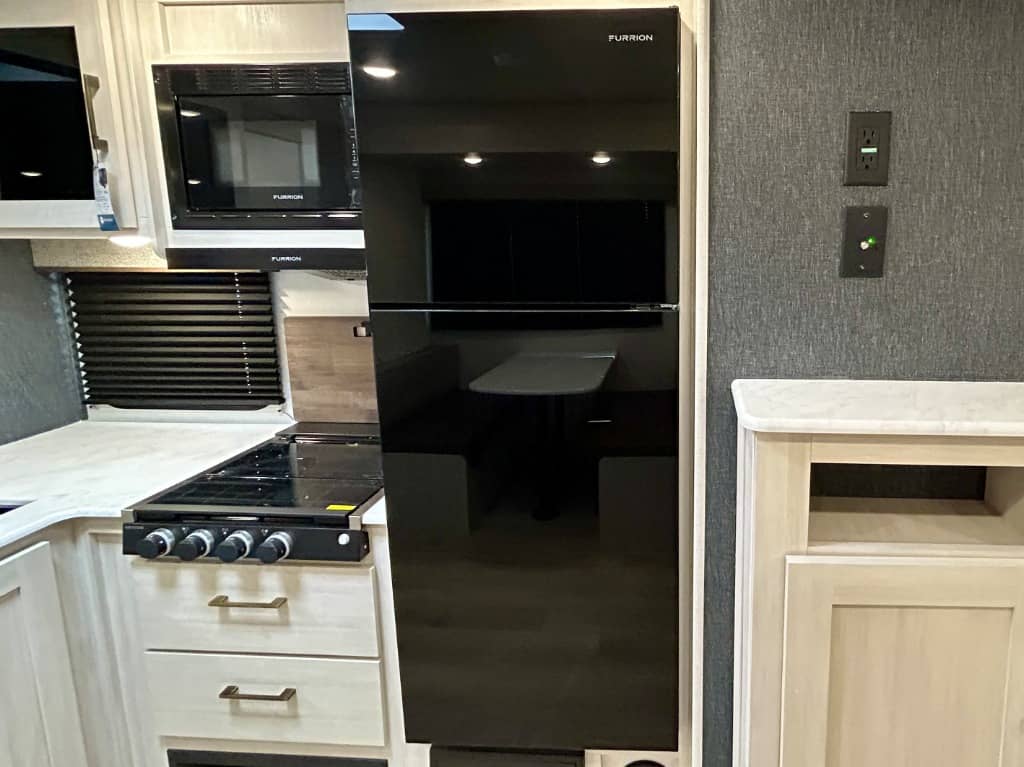 2026 Forest River 2026 Forest River Surveyor Camp Series - thumbnail 9